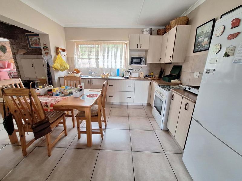 2 Bedroom Property for Sale in Hartenbos Heuwels Western Cape